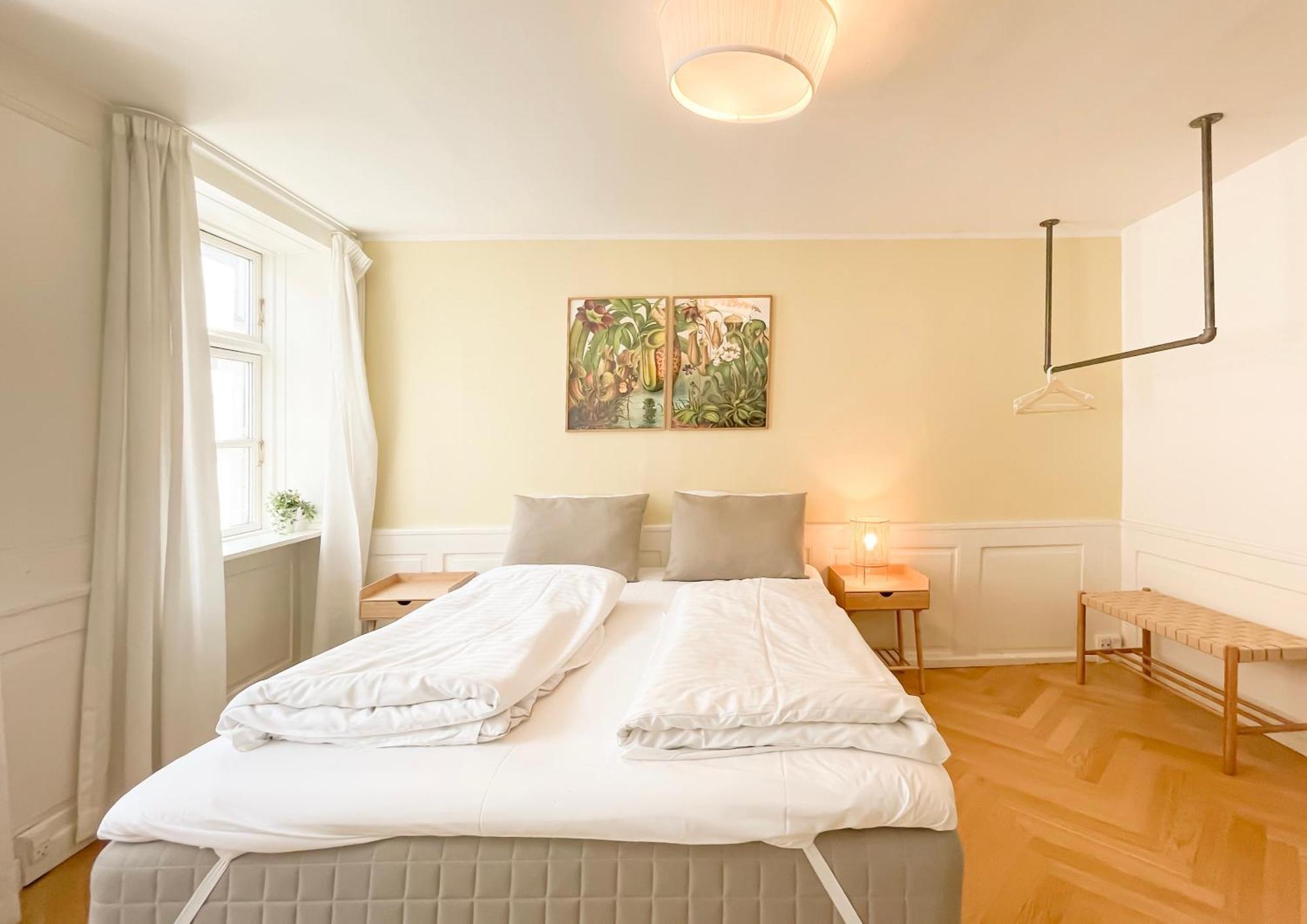 Large Apartment With 4 Bedrooms In København Ngoại thất bức ảnh