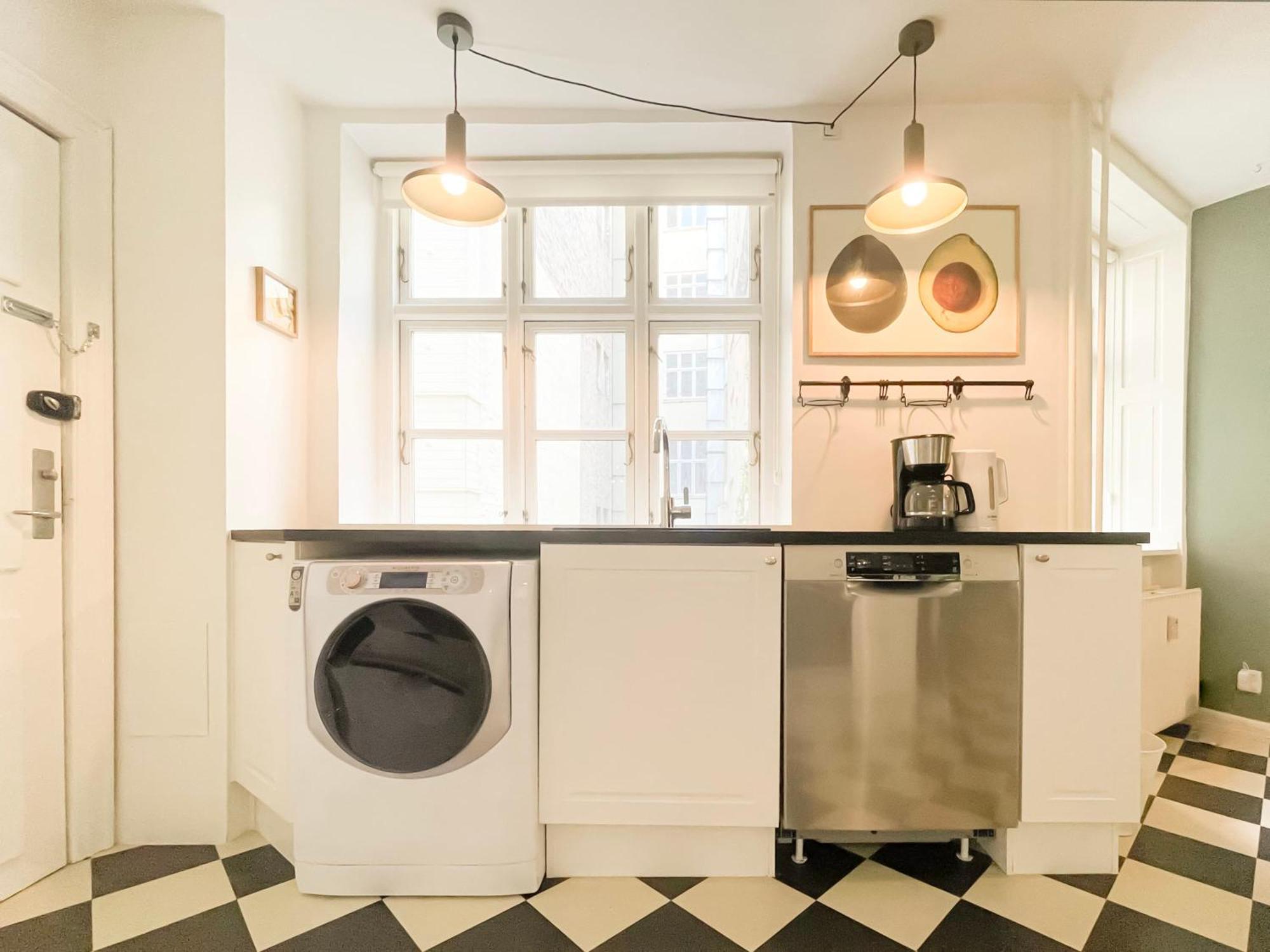 Large Apartment With 4 Bedrooms In København Ngoại thất bức ảnh