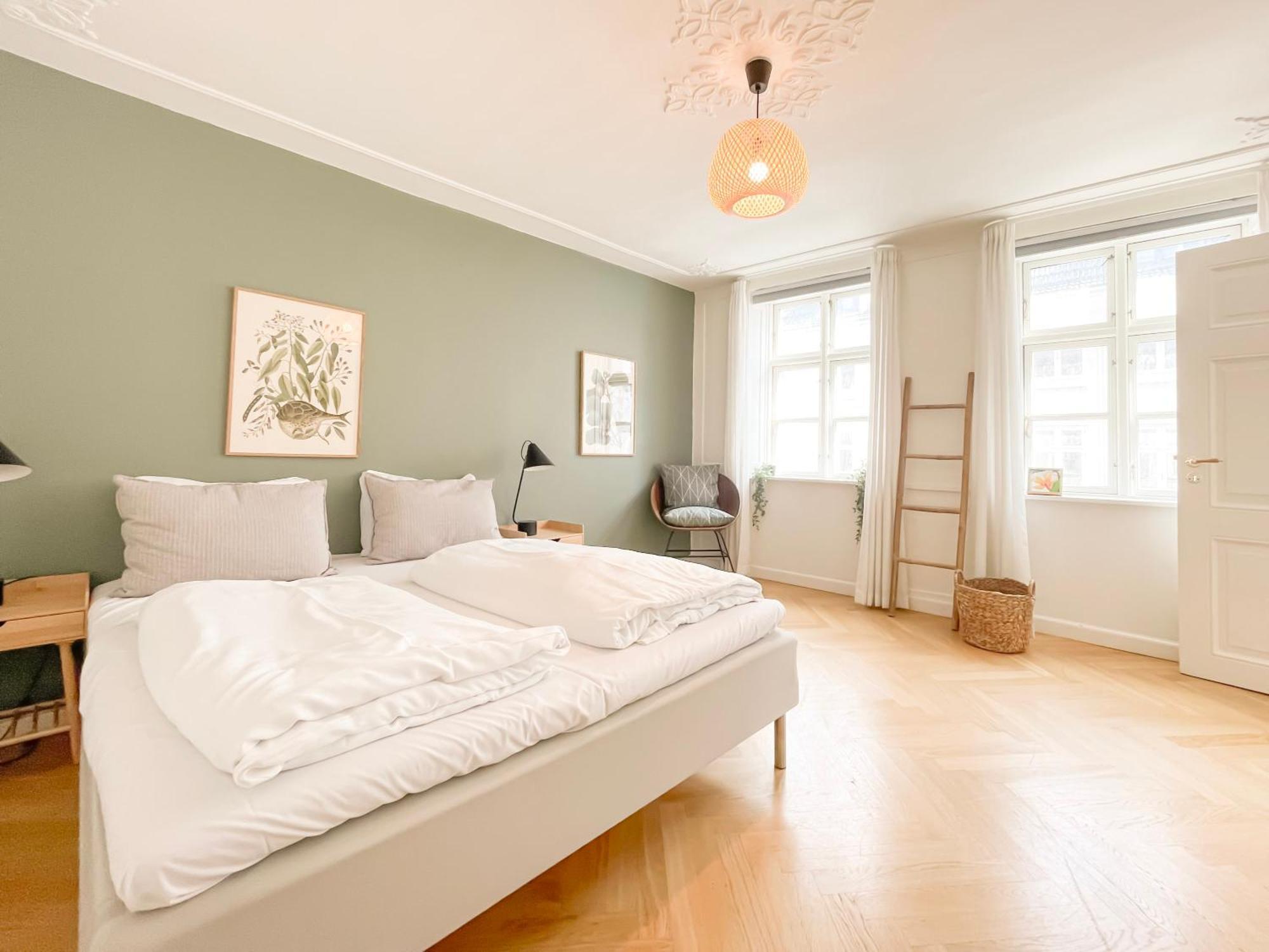 Large Apartment With 4 Bedrooms In København Ngoại thất bức ảnh